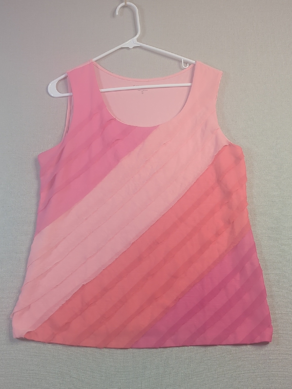 Coldwater Creek Pink Ombre Tank Top Women’s XL 16 Sleeveless Diagonal Stripe